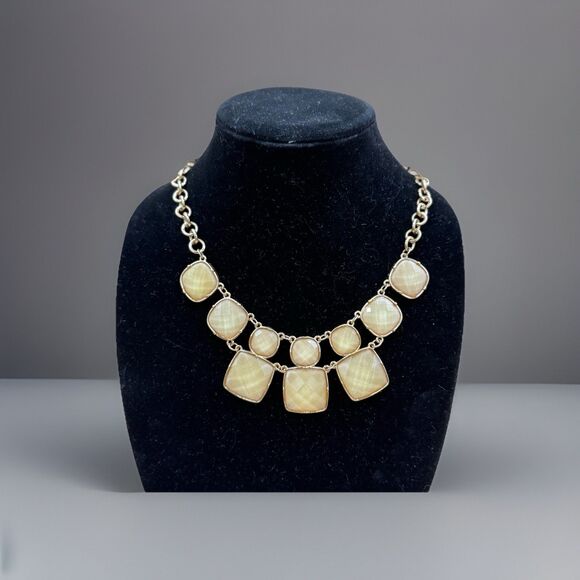 Gold Tone Chain Faceted Yellow Acrylic Bib Fashion Necklace 18+ Inch - Picture 2 of 5